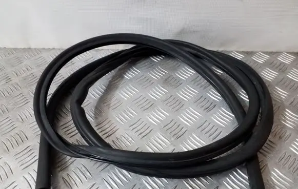 BMW 5 F10 F11 Engine compartment rubber 