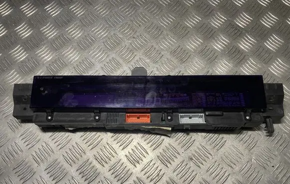 Renault Espace - Grand espace IV Speedometer (instrument cluster) P8200030530 216605238 NS0000824