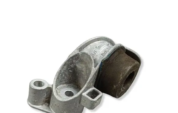 Jeep Grand Cherokee WL Muffler mount bracket/holder 68466131AB