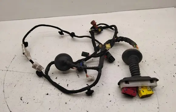 Peugeot 308 Front door wiring loom 9807916580 42615706