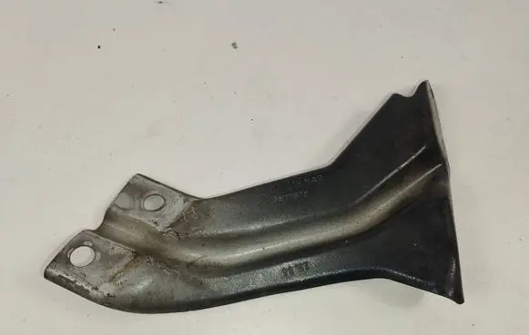 Audi A1 Fender mounting bracket 8X0821135A