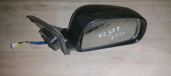 Mitsubishi Colt Front door electric wing mirror