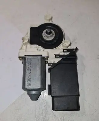 Citroen C5 Front door window regulator motor 0536003503