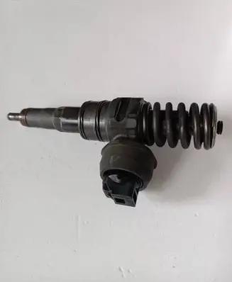 Seat Ibiza IV (6J,6P) Fuel injector 038130073BP 0414720314 0414720308
