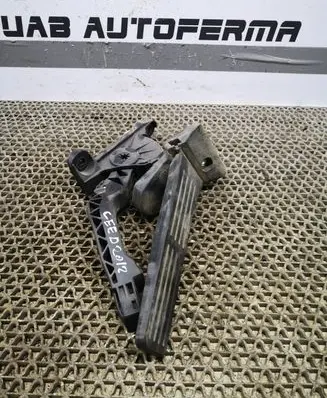 KIA Ceed Accelerator throttle pedal 32700A6900