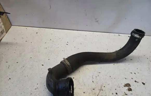 Opel Astra J Coolant pipe/hose 13265269