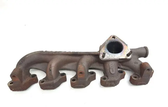 Volvo S60 Exhaust manifold 30637797