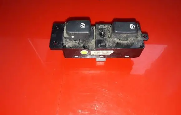 KIA Carens II Electric window control switch 935751D000 935751D0003W 202005520