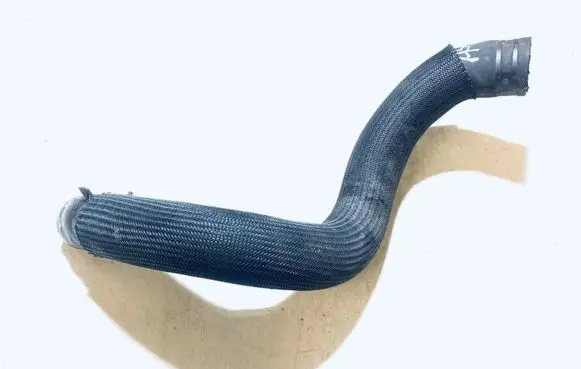 Nissan Qashqai Engine coolant pipe/hose
