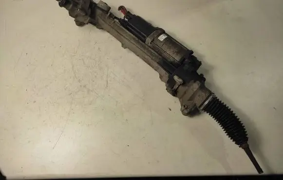 BMW 1 F20 F21 Steering rack 32106870469 84843700000 142890