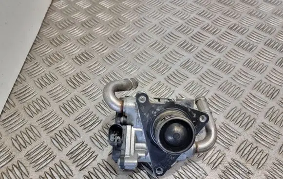 Volkswagen Touran III EGR valve 04L131501RV