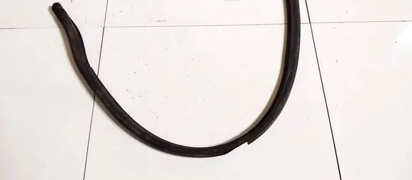 Opel Corsa D Rubber seal front coupe door 