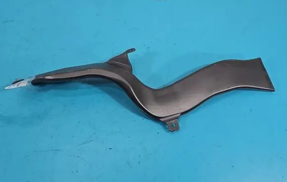 BMW iX1 Intercooler hose/pipe 64229462352 IMPRK1574275