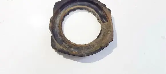 Toyota Corolla Verso AR10 Front coil spring rubber mount 