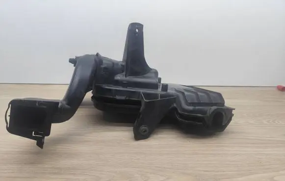 Volvo C70 Engine control unit box 30776195 1017468S02