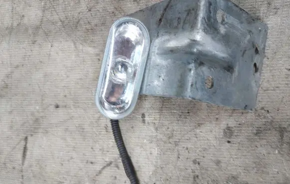 Ford Galaxy Front fender indicator light 1H0949117