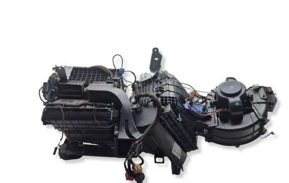 Volkswagen Transporter - Caravelle T5 Interior heater climate box assembly 7H5820005DF