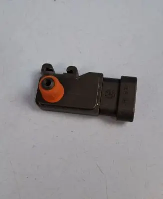 Renault Laguna I Fuel pressure sensor 7700106644