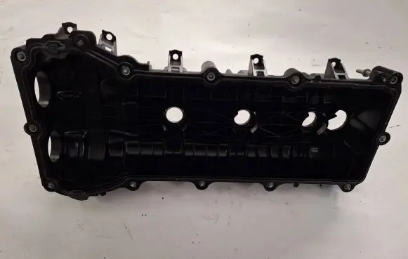 Dodge Challenger Rocker cam cover 05184069AN