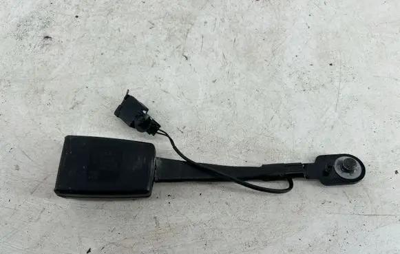 Opel Zafira C Rear seatbelt buckle 401266978