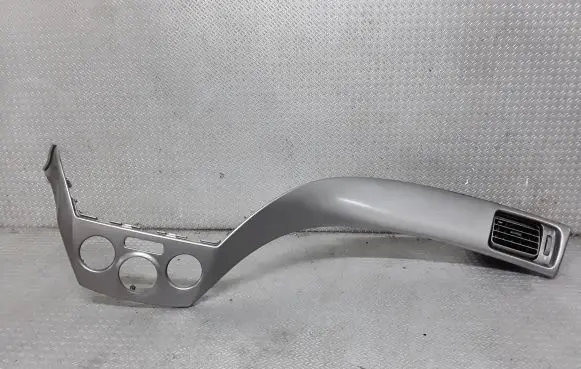 Subaru Forester SH Climate control/heater control trim 