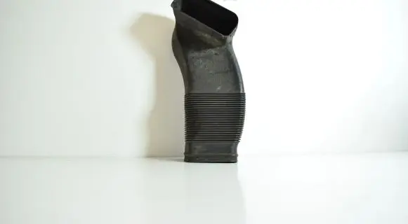 Audi A6 S6 C5 4B Air intake duct part 8D0129617E