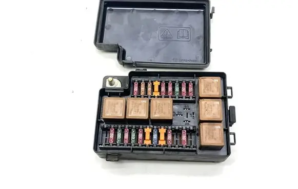 Jaguar XK8 - XKR Fuse box set LJB2822AB