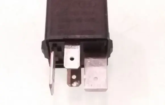 Volkswagen PASSAT B6 Other relay 1K0951253A V23134J52X430