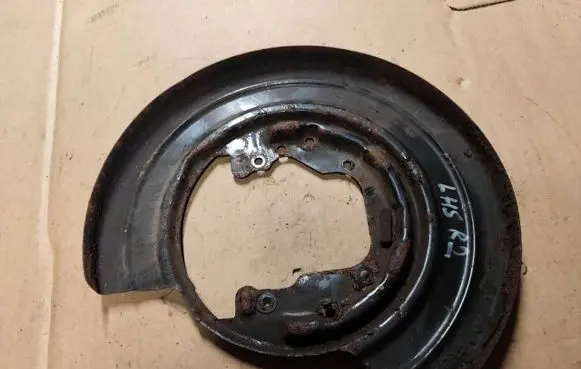Chrysler 300M Rear brake disc plate dust cover