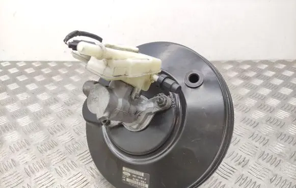 Ford C-MAX II Brake booster AV612B195JF