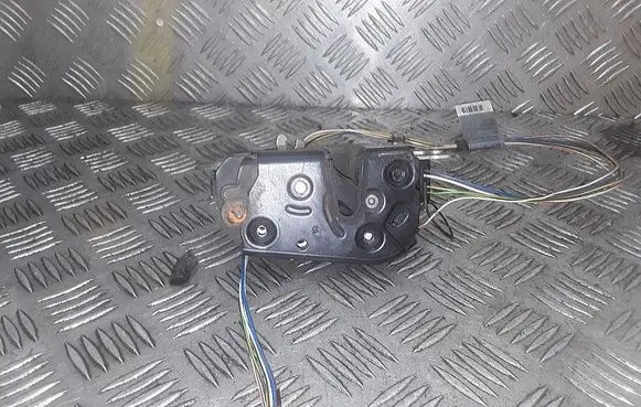Mercedes-Benz Vaneo W414 Sliding door lock 456207001001