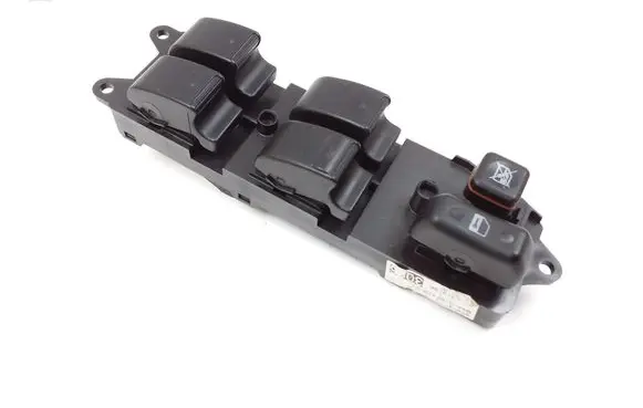 Toyota Corolla Verso AR10 Electric window control switch 848200F010 848200F01000