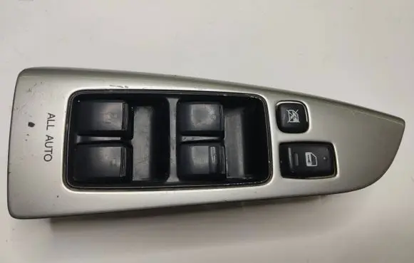 Toyota Land Cruiser (J120) Electric window control switch 8404060011 514569 515208