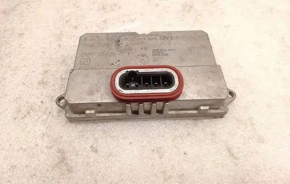 Mercedes-Benz E W211 Headlight ballast module Xenon 5DV00829000