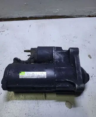 Renault Scenic I Starter motor D7R35