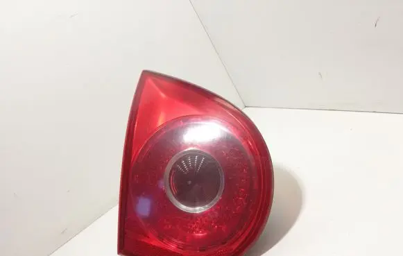 Volkswagen Golf V Tailgate rear/tail lights 1K6945093G