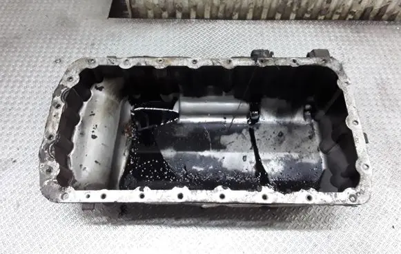 Oil sump