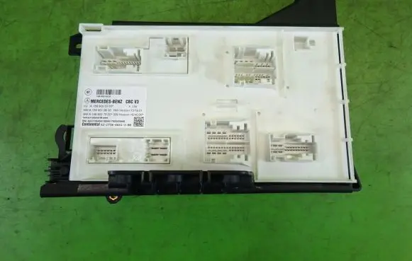 Infiniti Q30 Other control units/modules A1569005303