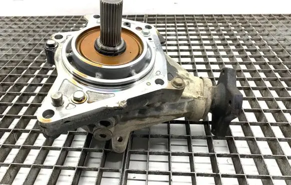 Nissan Qashqai Gearbox transfer box case 