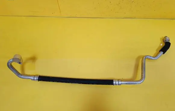 Mazda 5 Air conditioning (A/C) pipe/hose 