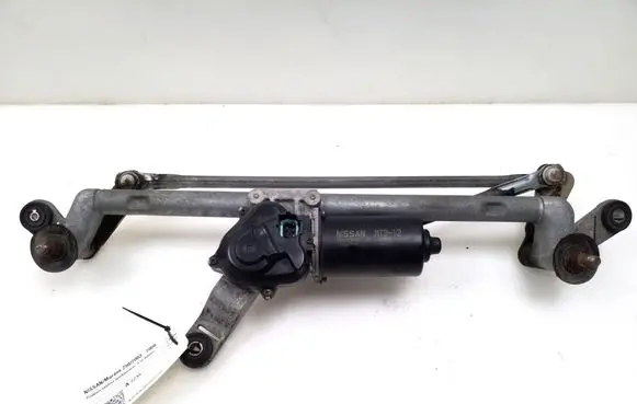 Nissan Murano Z50 Front wiper linkage and motor 