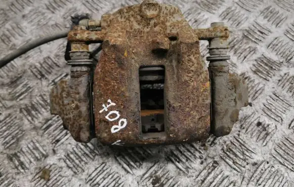 Mercedes-Benz A W169 Front brake caliper