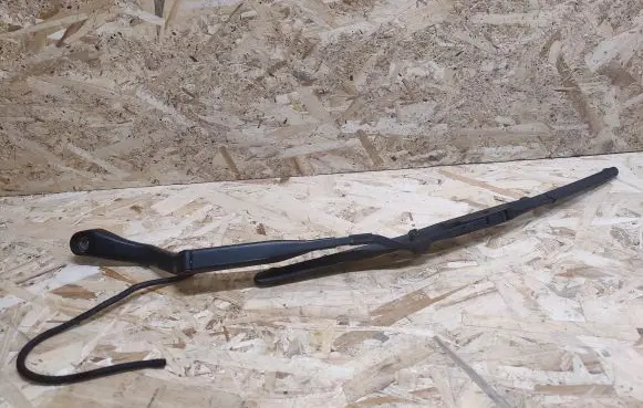 Jaguar XK8 - XKR Front wiper blade arm