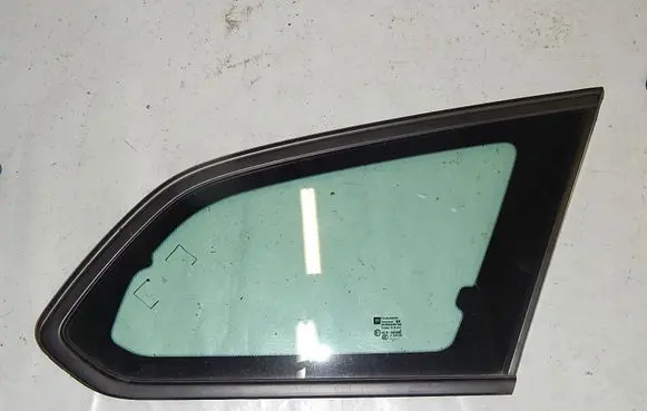 Opel Astra J Front triangle window/glass 