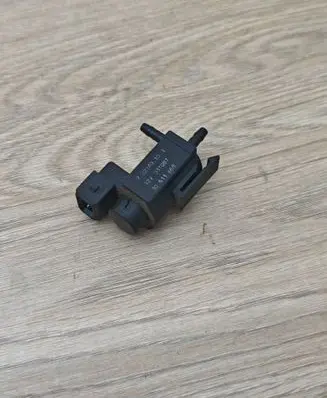 Volvo S80 Turbo solenoid valve 30611668 72224010 03T087