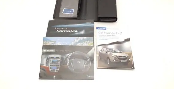 Hyundai Santa Fe Owners service history hand book 