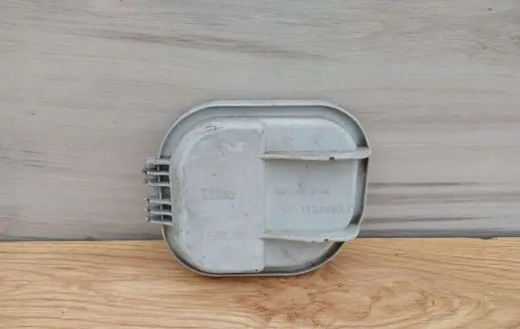 Ford Escort Headlight/headlamp dust cover 13K060AA