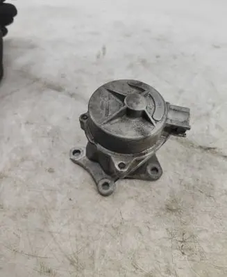 Opel Movano A Vacuum pump 72117220F