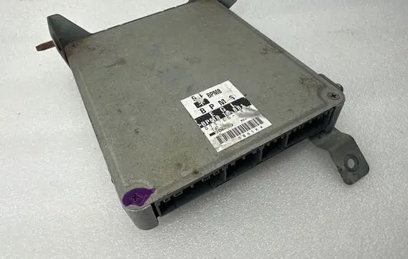 Mazda 323 F Engine control unit/module BPM818881 0797c0