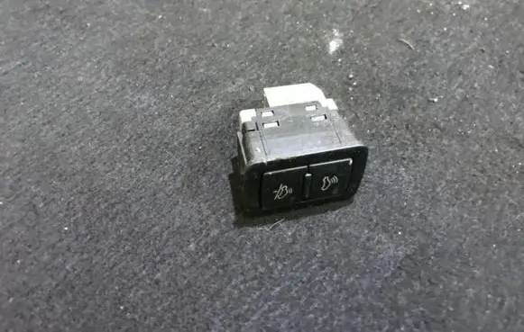 Audi A3 S3 8P Alarm switch 8p0962109